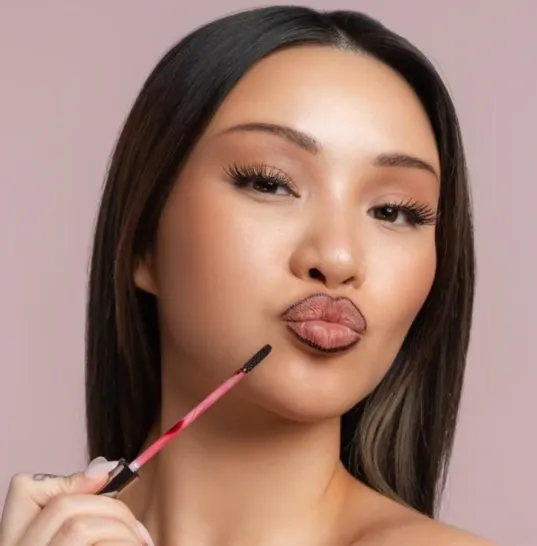 The Peel-Off Lip Liner